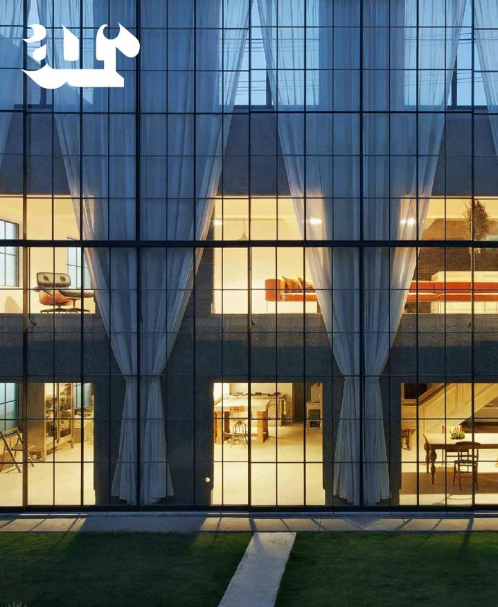 Iconic Architecture Meets High Fashion: Louis Kahn's Salk Institute Hosts Louis  Vuitton Fashion Show